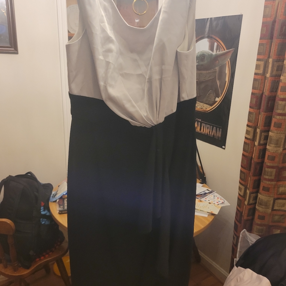 London Style Size 12 Silver and Black Dress